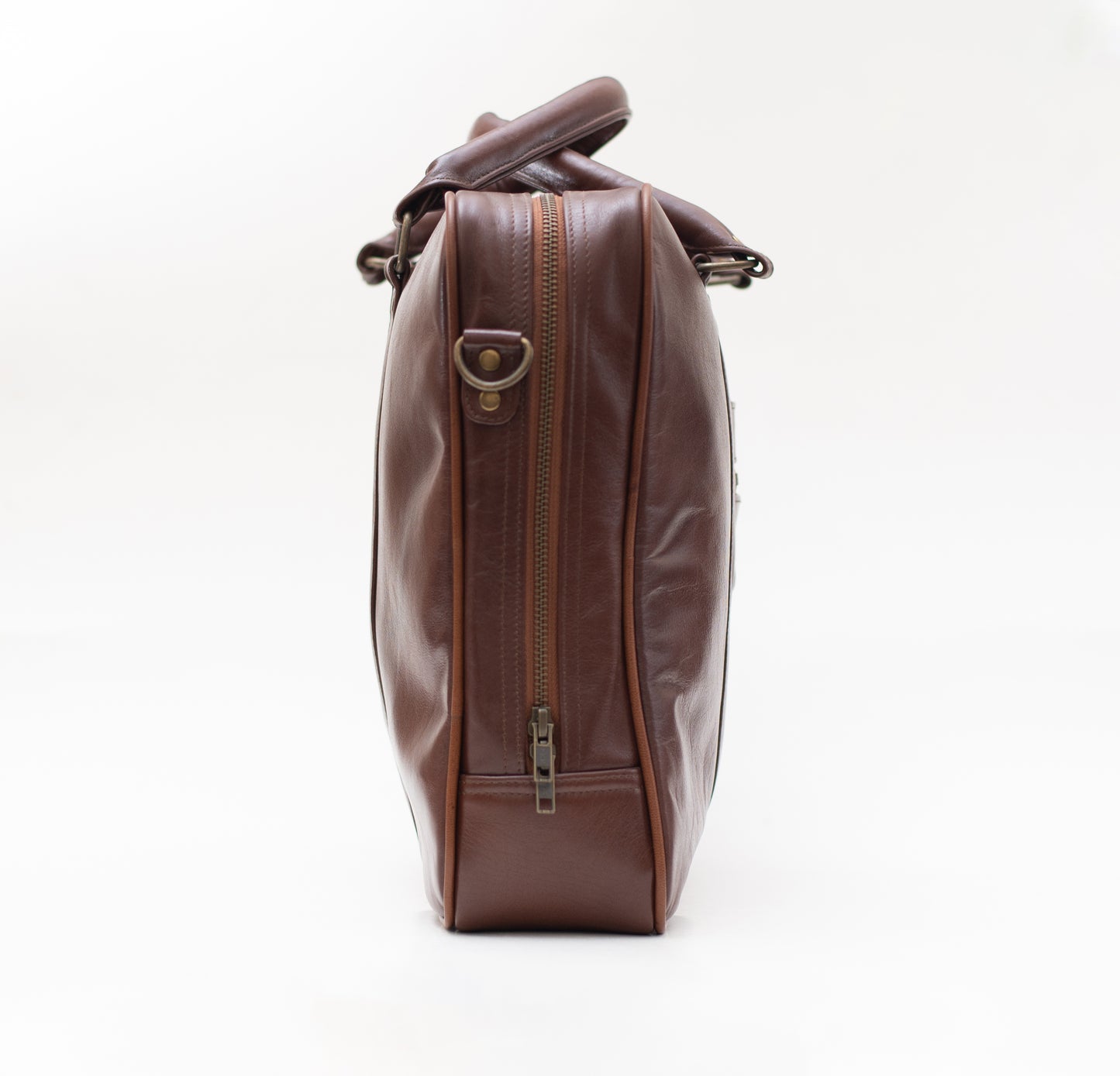 Handcrafted oil bob Shoulder Bag
