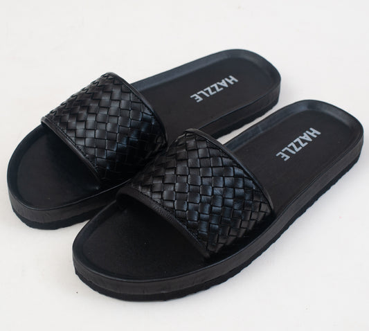 Messy Black | Leather Sandal
