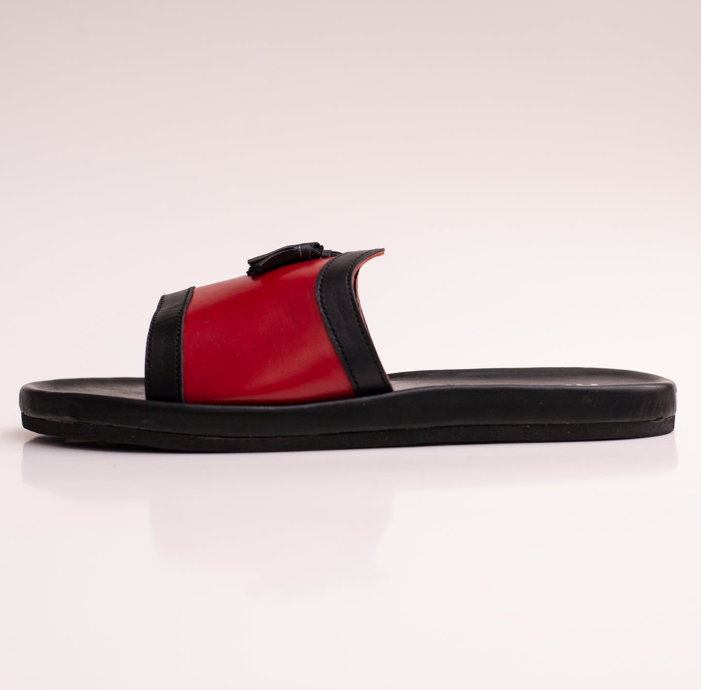 Red Tassel Crown