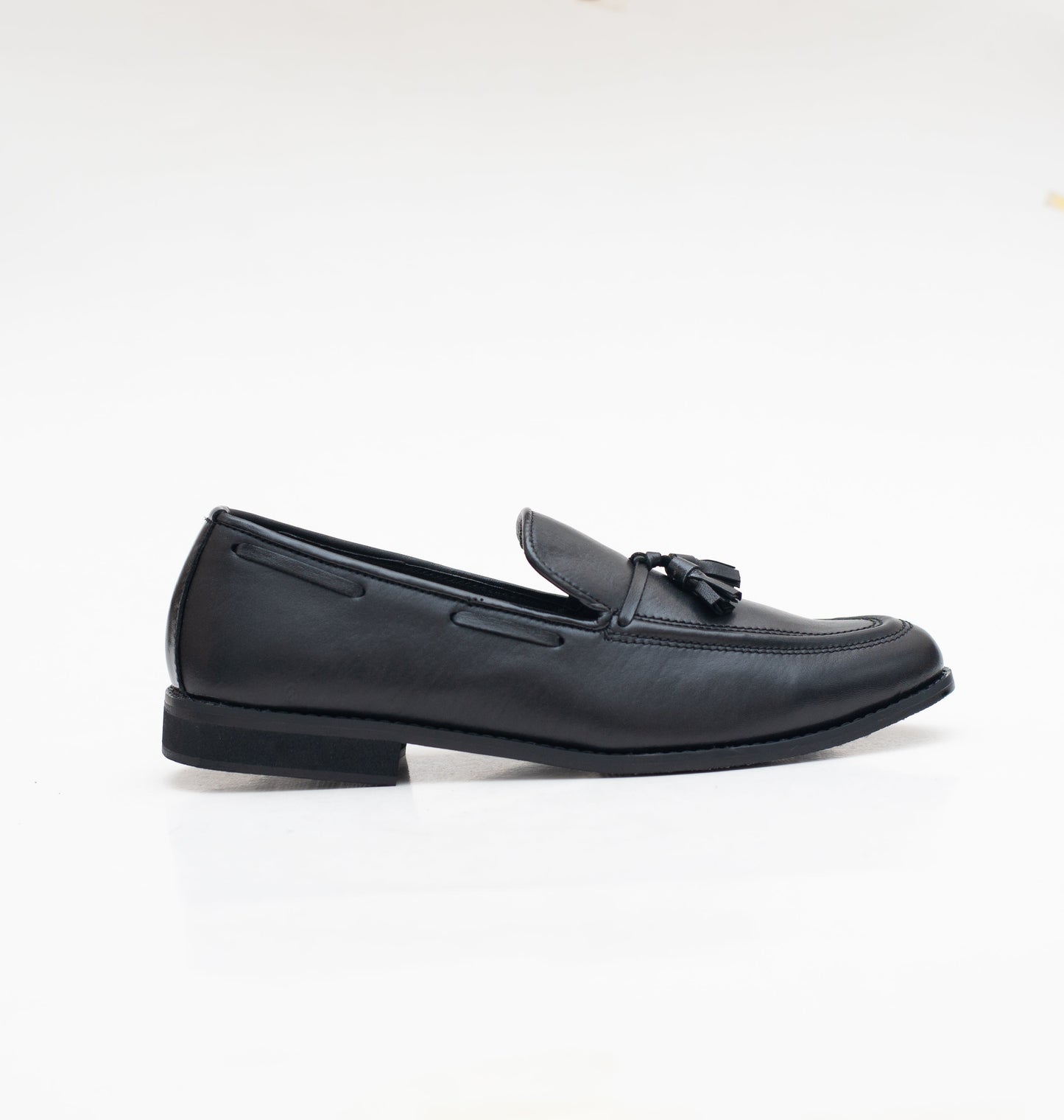 Loco Tassel - Black