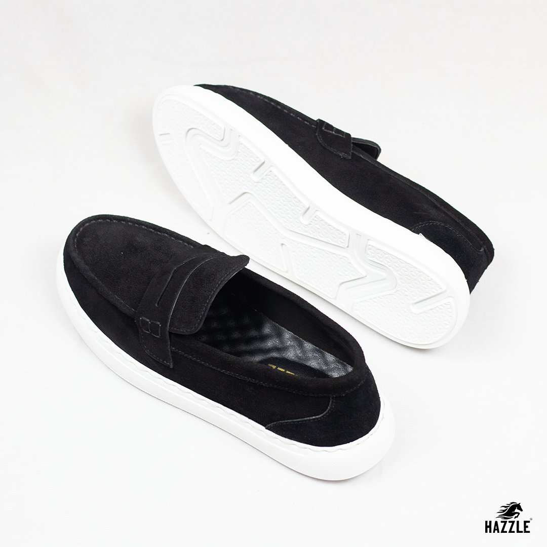 Converse- Black