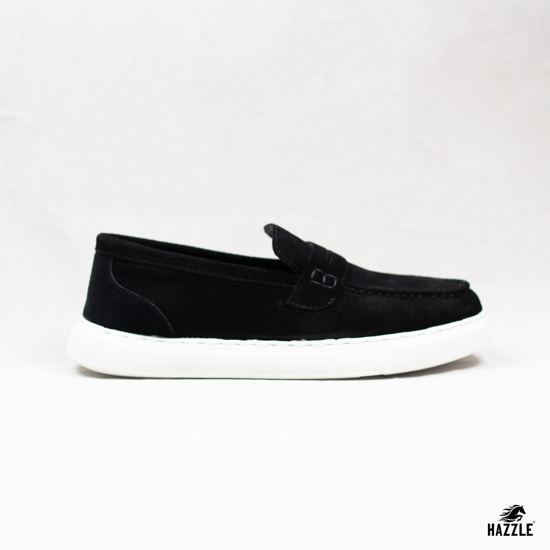 Converse- Black