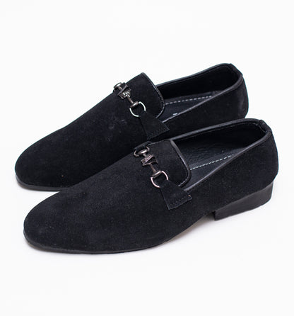 Suede V - Black